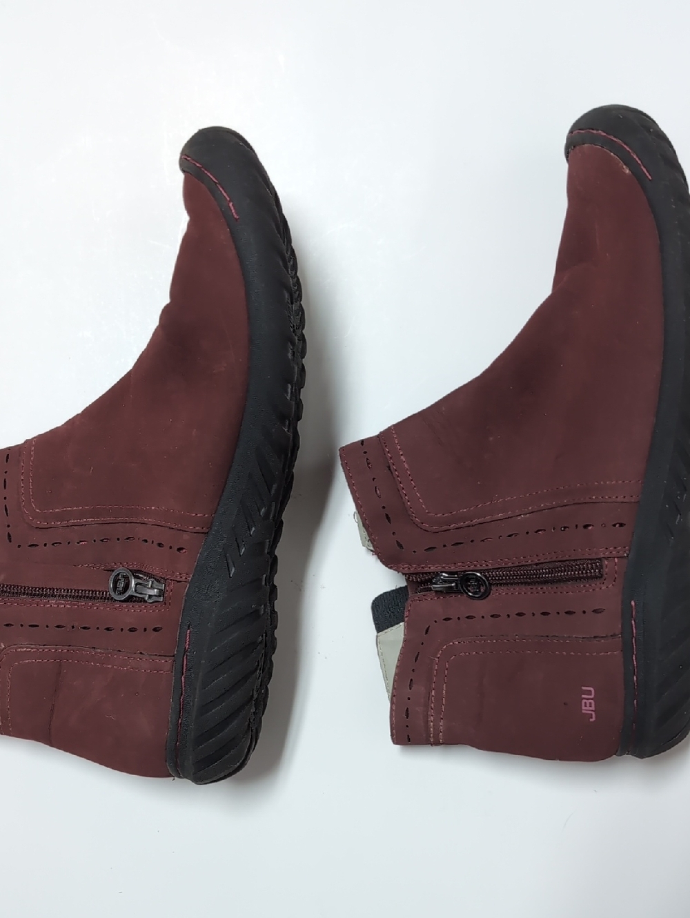 JBU Women's Burgundy Zip Side Chukka Boots